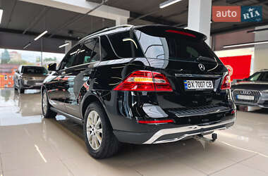 Внедорожник / Кроссовер Mercedes-Benz M-Class 2013 в 