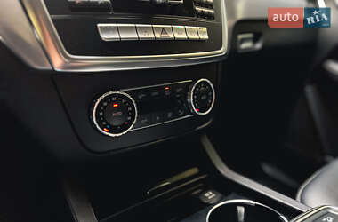 Внедорожник / Кроссовер Mercedes-Benz M-Class 2013 в 