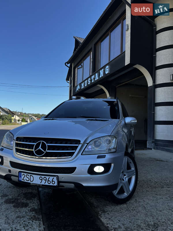 Внедорожник / Кроссовер Mercedes-Benz M-Class 2007 в 