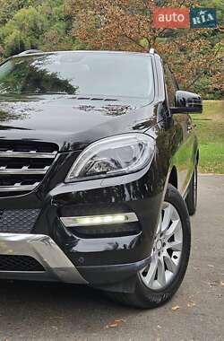 Внедорожник / Кроссовер Mercedes-Benz M-Class 2014 в 
