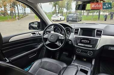 Внедорожник / Кроссовер Mercedes-Benz M-Class 2014 в 