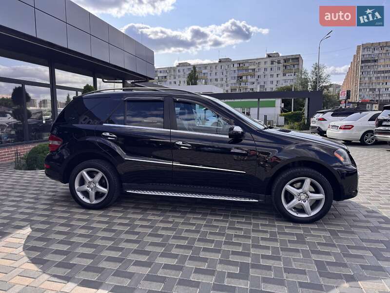 Внедорожник / Кроссовер Mercedes-Benz M-Class 2009 в Одессе
