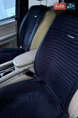Внедорожник / Кроссовер Mercedes-Benz M-Class 2010 в 