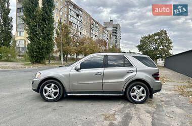 Позашляховик / Кросовер Mercedes-Benz M-Class 2008 в 