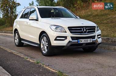 Позашляховик / Кросовер Mercedes-Benz M-Class 2013 в Рівному