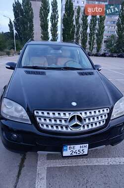 Внедорожник / Кроссовер Mercedes-Benz M-Class 2008 в 