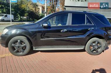 Внедорожник / Кроссовер Mercedes-Benz M-Class 2007 в 