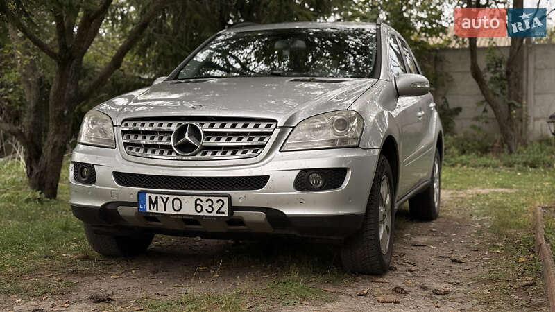 Mercedes-Benz M-Class 2007