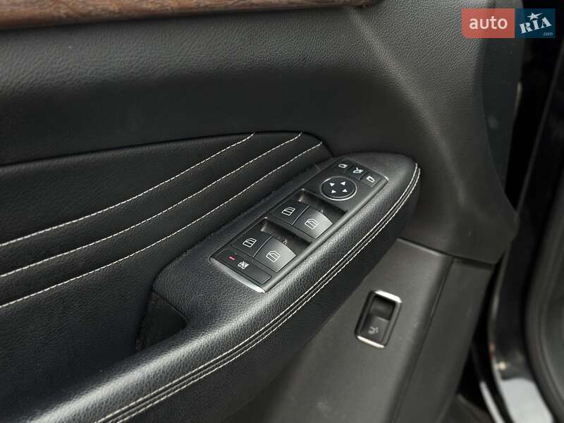 Внедорожник / Кроссовер Mercedes-Benz M-Class 2012 в Киеве