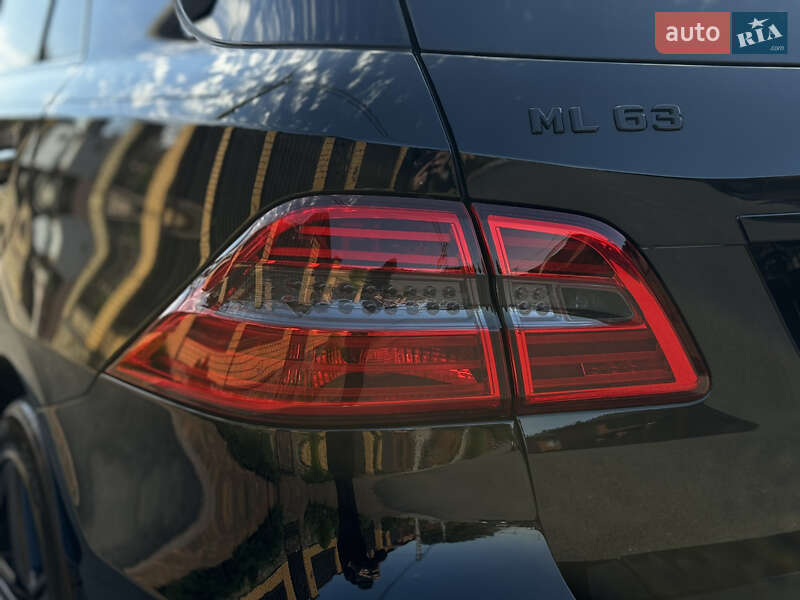 Позашляховик / Кросовер Mercedes-Benz M-Class 2015 в Вінниці фото 25 Позашляховик / Кросовер Mercedes-Benz M-Class 2015 в Вінниці