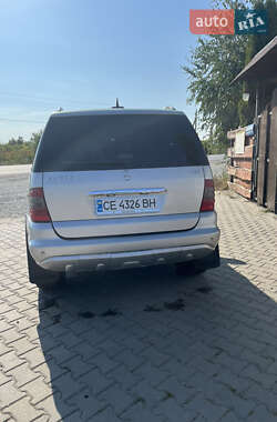 Позашляховик / Кросовер Mercedes-Benz M-Class 2005 в 
