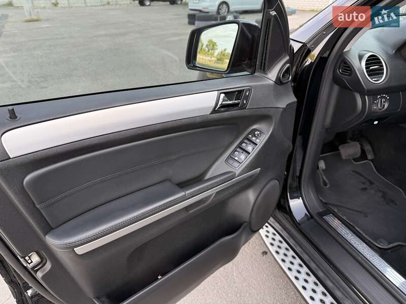Внедорожник / Кроссовер Mercedes-Benz M-Class 2011 в Днепре