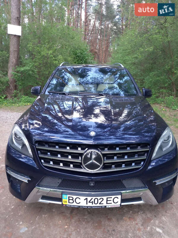 Mercedes-Benz M-Class 2015