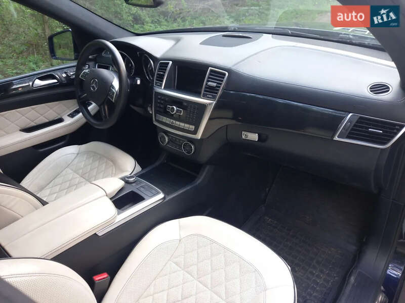 Внедорожник / Кроссовер Mercedes-Benz M-Class 2015 в Львове
