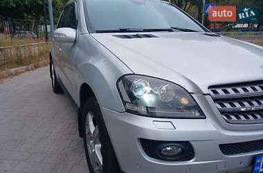 Внедорожник / Кроссовер Mercedes-Benz M-Class 2008 в 