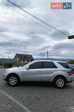 Позашляховик / Кросовер Mercedes-Benz M-Class 2008 в 