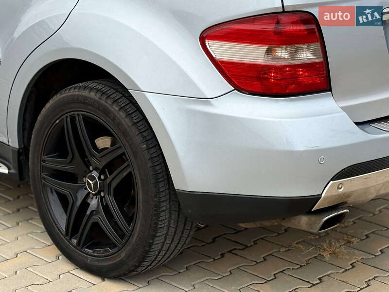 Внедорожник / Кроссовер Mercedes-Benz M-Class 2007 в Одессе