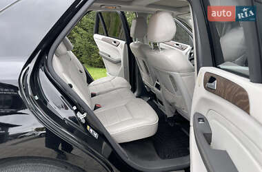 Позашляховик / Кросовер Mercedes-Benz M-Class 2013 в 