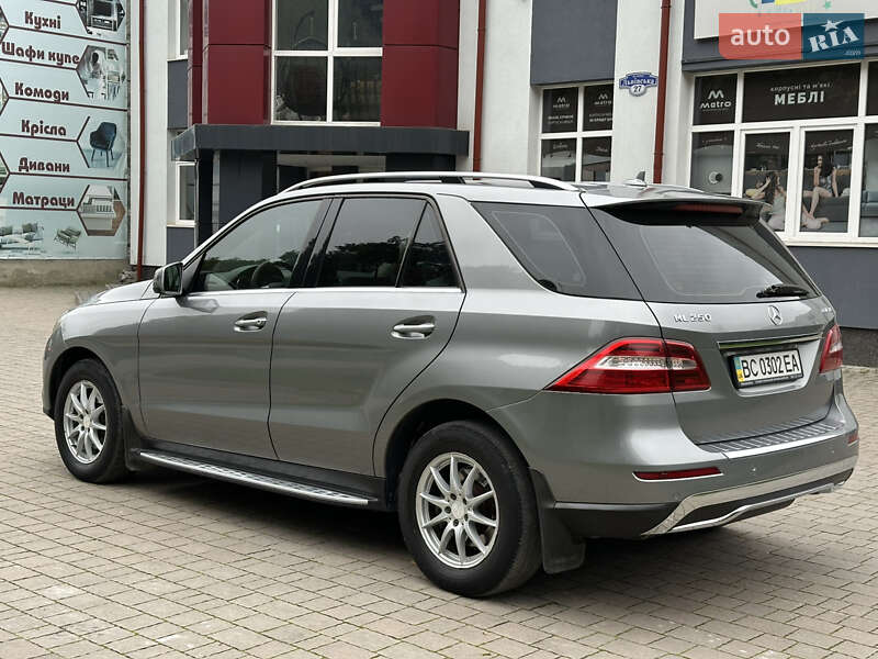 Внедорожник / Кроссовер Mercedes-Benz M-Class 2013 в Львове