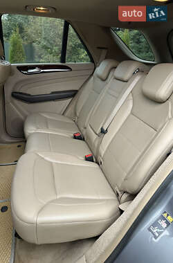 Внедорожник / Кроссовер Mercedes-Benz M-Class 2013 в 