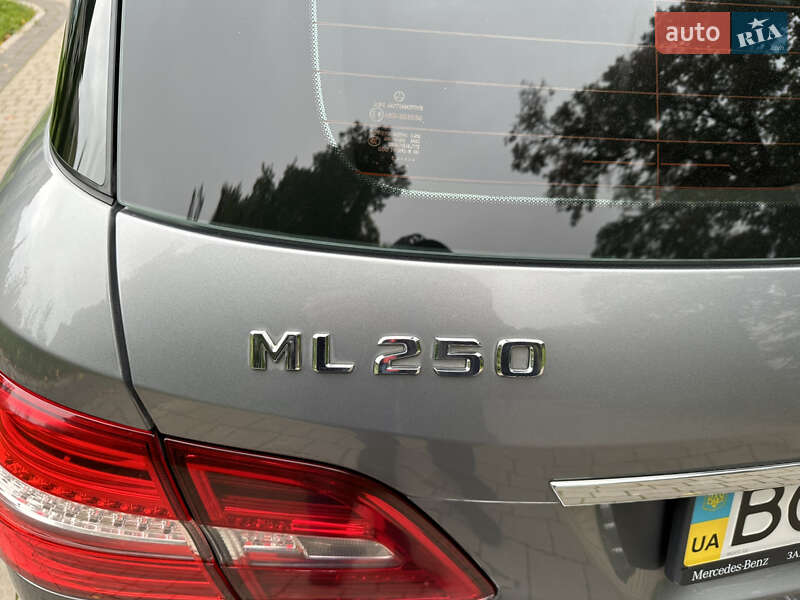 Внедорожник / Кроссовер Mercedes-Benz M-Class 2013 в Львове