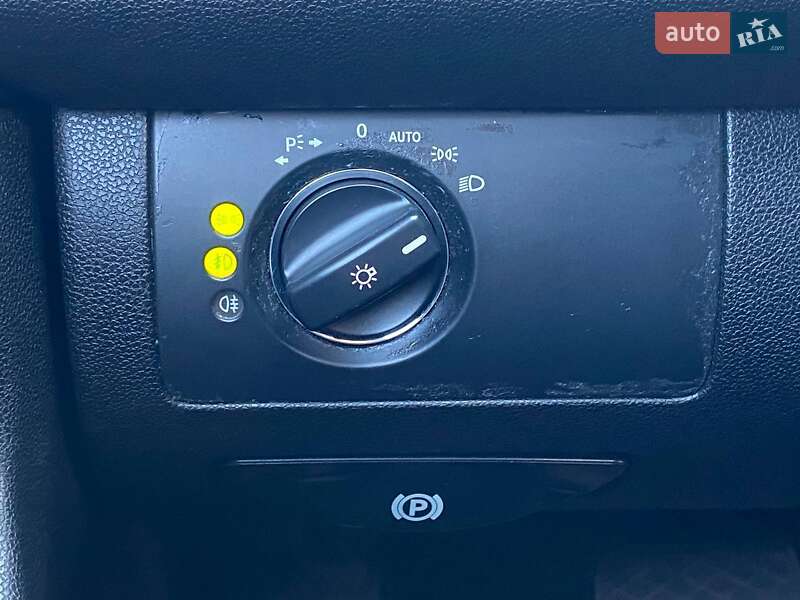 Внедорожник / Кроссовер Mercedes-Benz M-Class 2011 в Киеве