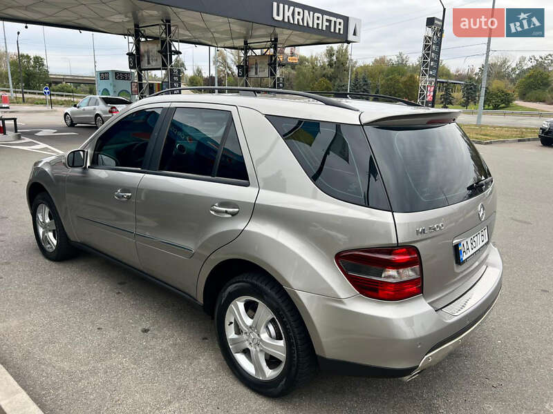 Внедорожник / Кроссовер Mercedes-Benz M-Class 2006 в Киеве