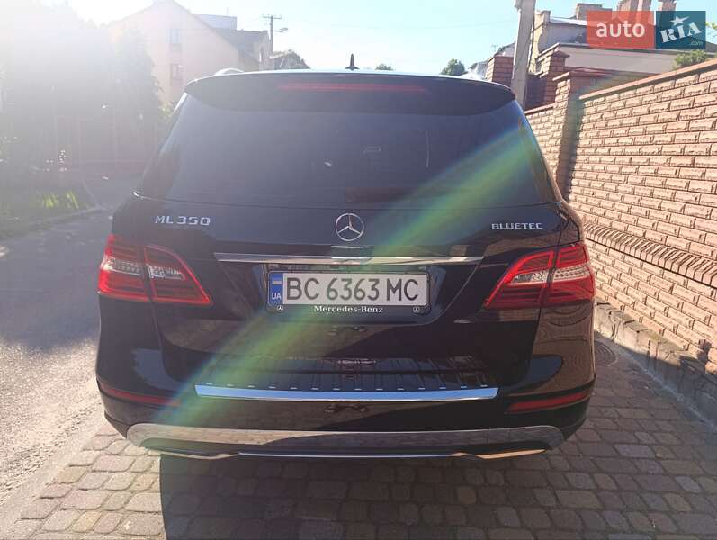 Внедорожник / Кроссовер Mercedes-Benz M-Class 2013 в Львове