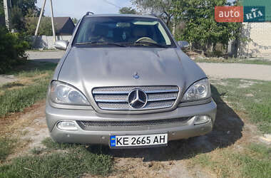Внедорожник / Кроссовер Mercedes-Benz M-Class 2005 в 