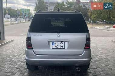 Внедорожник / Кроссовер Mercedes-Benz M-Class 2000 в 