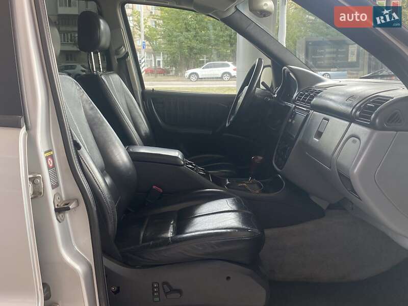 Позашляховик / Кросовер Mercedes-Benz M-Class 2000 в Миколаєві