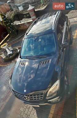 Mercedes-Benz M-Class 2014