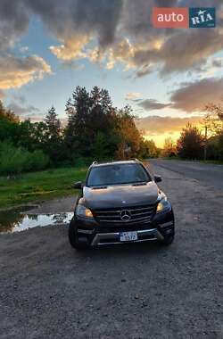 Внедорожник / Кроссовер Mercedes-Benz M-Class 2012 в 