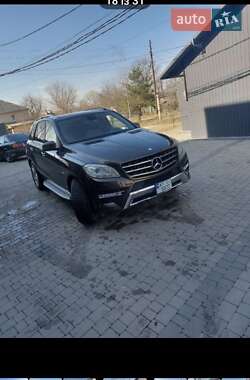 Внедорожник / Кроссовер Mercedes-Benz M-Class 2012 в 