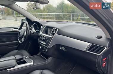 Позашляховик / Кросовер Mercedes-Benz M-Class 2012 в 