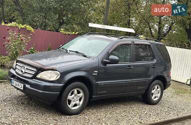 Внедорожник / Кроссовер Mercedes-Benz M-Class 2001 в Черновцах
