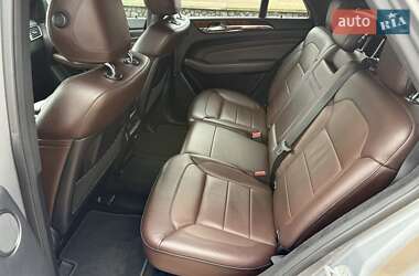 Внедорожник / Кроссовер Mercedes-Benz M-Class 2012 в 