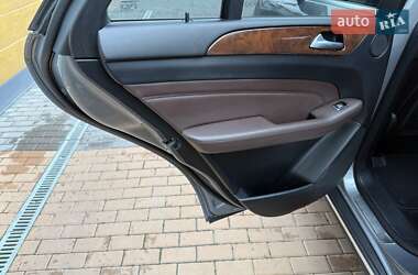 Внедорожник / Кроссовер Mercedes-Benz M-Class 2012 в 
