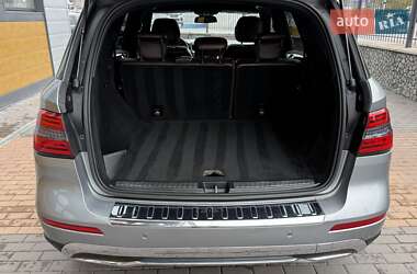 Внедорожник / Кроссовер Mercedes-Benz M-Class 2012 в 