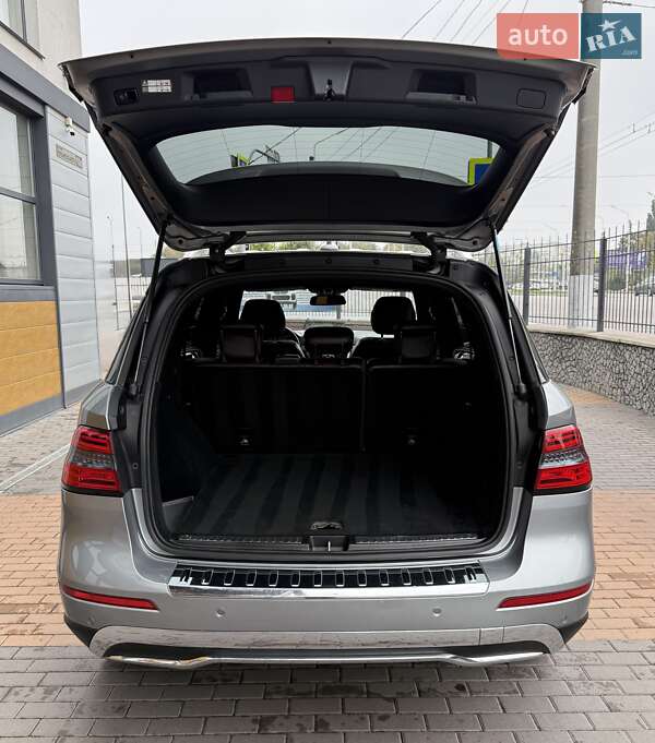 Позашляховик / Кросовер Mercedes-Benz M-Class 2012 в Білій Церкві фото 52 Позашляховик / Кросовер Mercedes-Benz M-Class 2012 в Білій Церкві