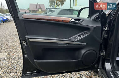 Внедорожник / Кроссовер Mercedes-Benz M-Class 2005 в 