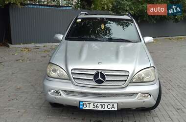 Позашляховик / Кросовер Mercedes-Benz M-Class 2005 в 