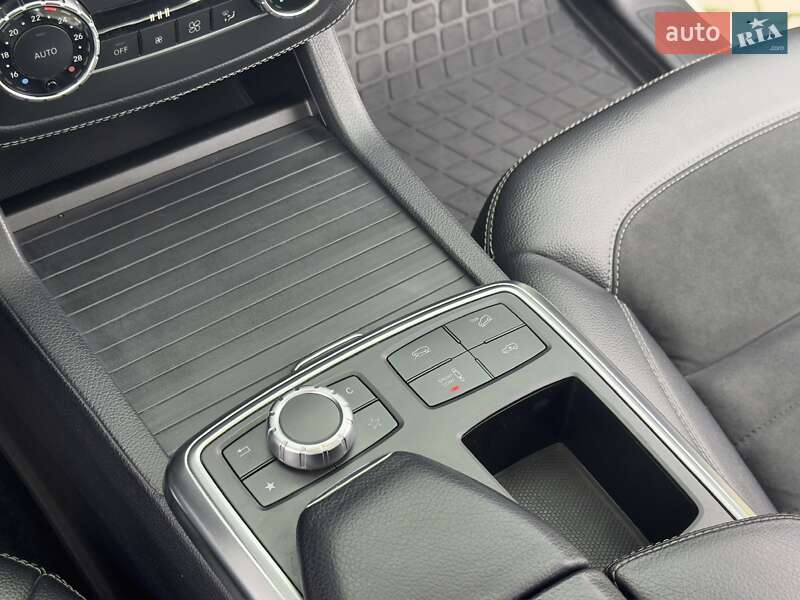 Внедорожник / Кроссовер Mercedes-Benz M-Class 2012 в Ивано-Франковске