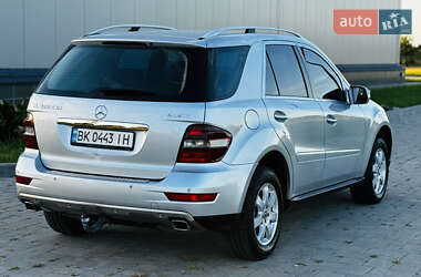 Внедорожник / Кроссовер Mercedes-Benz M-Class 2008 в 