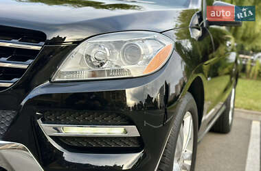 Внедорожник / Кроссовер Mercedes-Benz M-Class 2012 в 