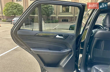 Внедорожник / Кроссовер Mercedes-Benz M-Class 2012 в 