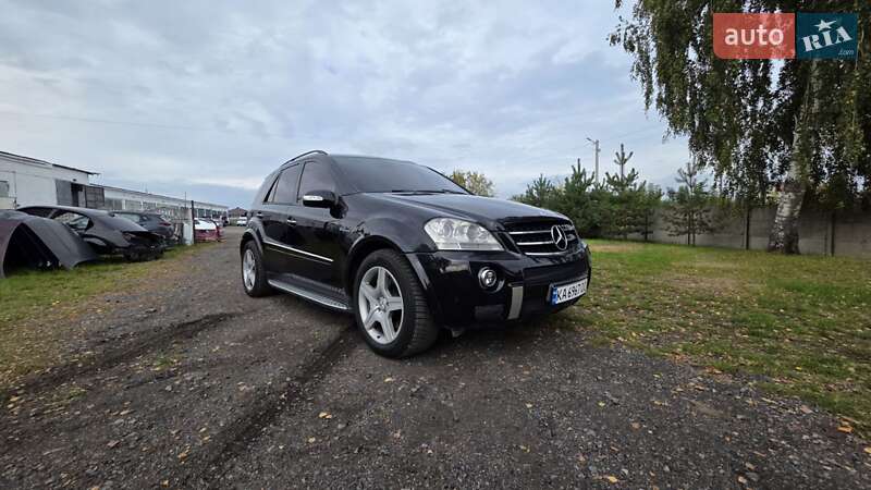 Внедорожник / Кроссовер Mercedes-Benz M-Class 2006 в 