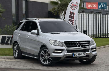 Mercedes-Benz M-Class 2011 Mercedes-Benz M-Class 2011