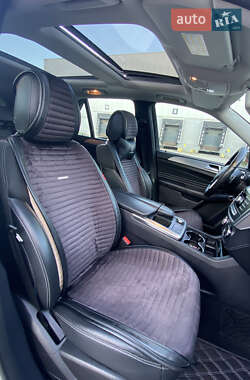 Внедорожник / Кроссовер Mercedes-Benz M-Class 2012 в 