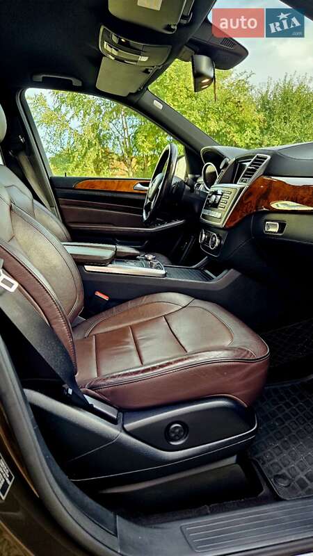 Внедорожник / Кроссовер Mercedes-Benz M-Class 2011 в Черновцах фото 6 Внедорожник / Кроссовер Mercedes-Benz M-Class 2011 в Черновцах